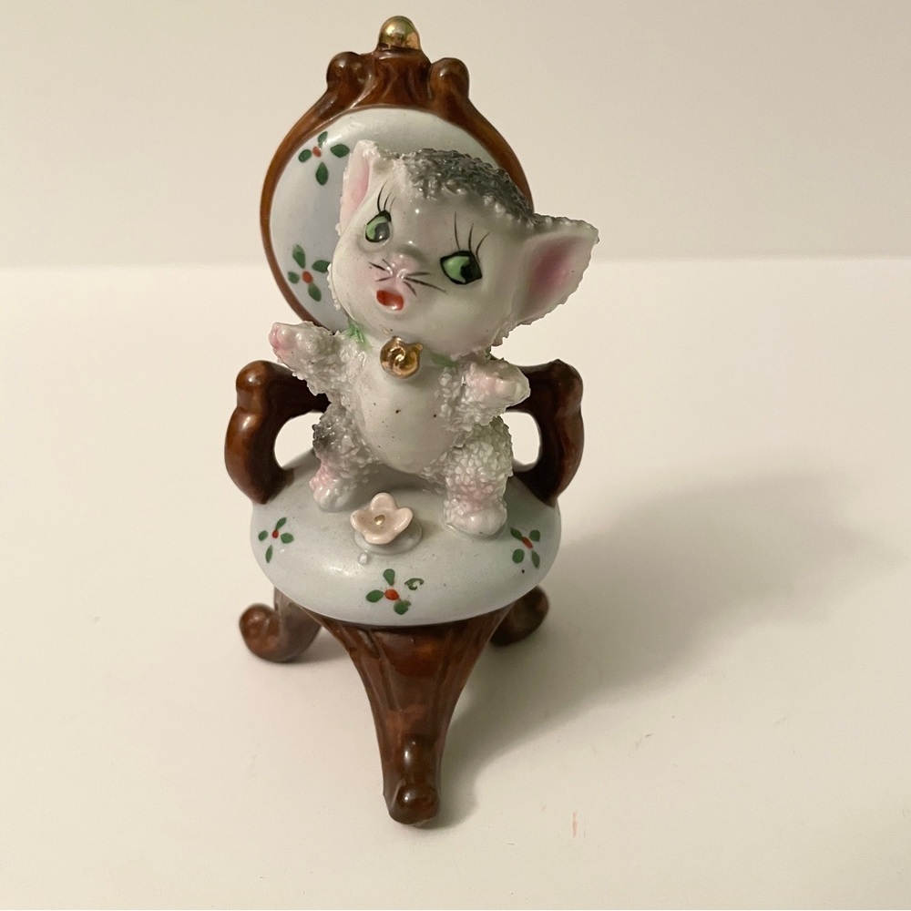 Vintage Mid-Century Spaghetti Poodle Cat Figurine on Victorian Chair Japan